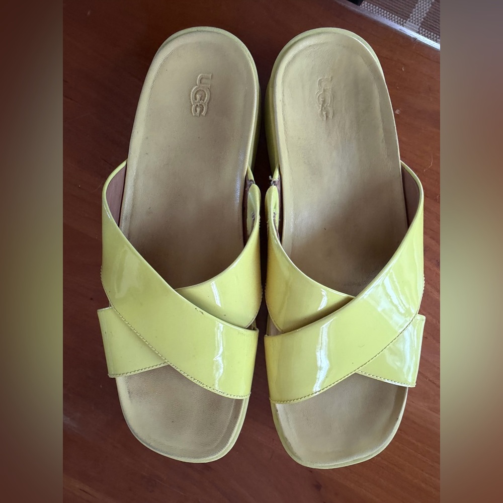 UGG Women’s Yellow Patent Leather Cross-Strap Slide Sandals
